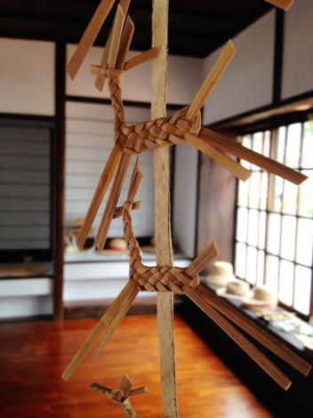 1070705勞動部勞動力發展署新聞稿(附照1)_台灣藺草學會作品