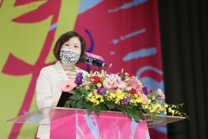 阿春部長為首場競賽加油鼓勵.JPG