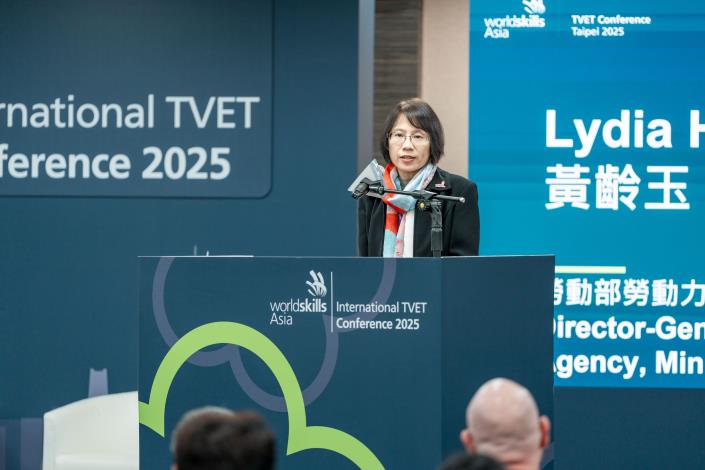 1_勞動部勞動力發展署署長黃齡玉於2025國際技能教育研討會致詞。