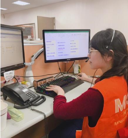 1955勞工諮詢專線工作人員值機實況1