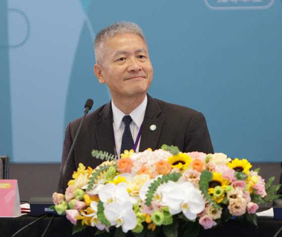 Mr. Tsai Meng-Liang, Director-General of WDA, giving opening remark in the forum